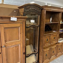 Narrow Drexel Curio Cabinet (in Store)
