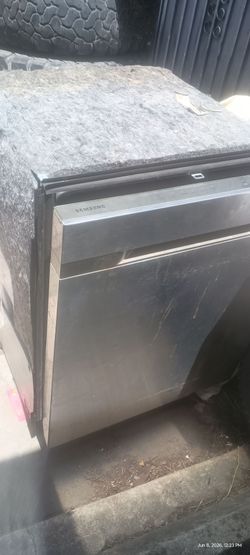 Free 3 dish washers 1 dryer