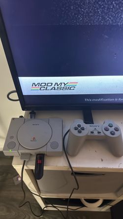 Playstation mini. Mod over 30 different games downloaded