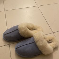 UGG Scuffette Slippers Brand New Size 7 