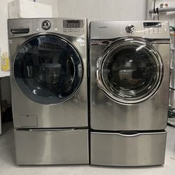 LG Washer and Samsung Dryer Set with Pedestals 
