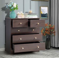 5 Drawer Wood Dresser for Bedroom, Chest of Drawers, Storage Organization Unit for Clothing, Brown Brand and still in the box E492