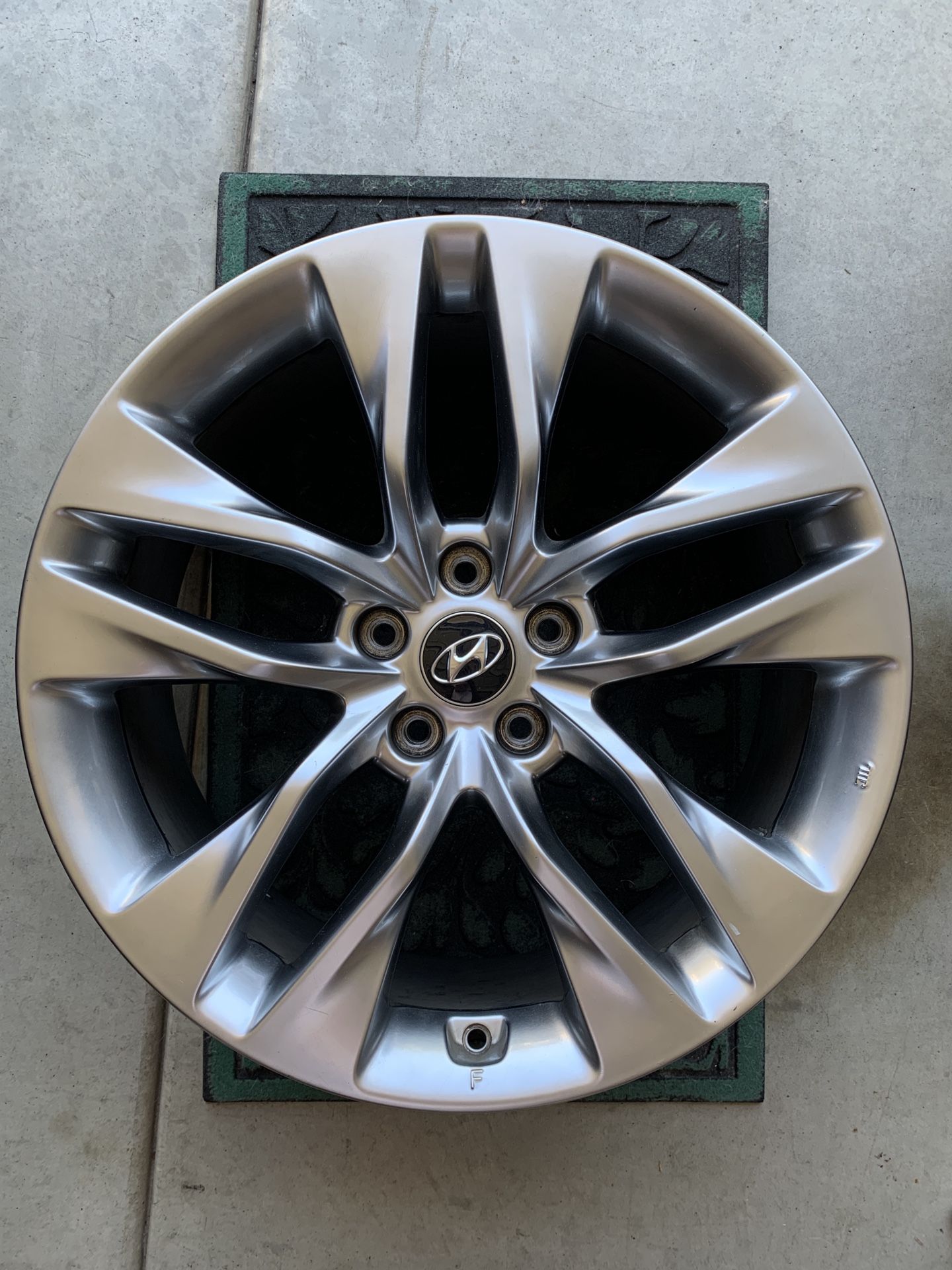 Genesis Coupe Wheels - 19 in