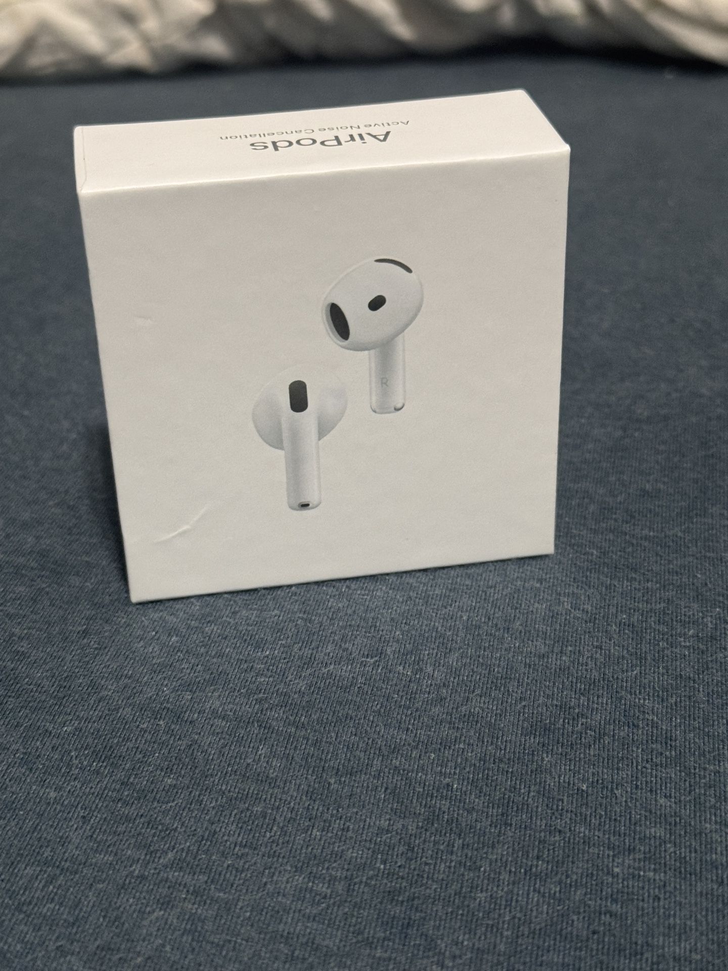 Airpods 4s with Active Noise Cancellation