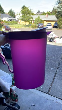 Tupperware pitcher