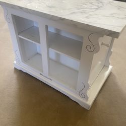 American girl Doll Dresser And Tent