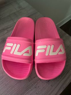 Fila slides