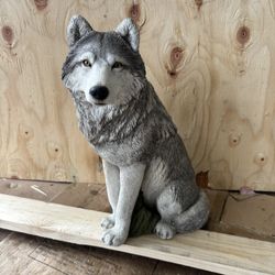 Gray Wolf By Sandicast Hand Painted, Hand Casted