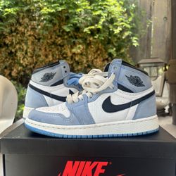 Jordan 1 University Blues 