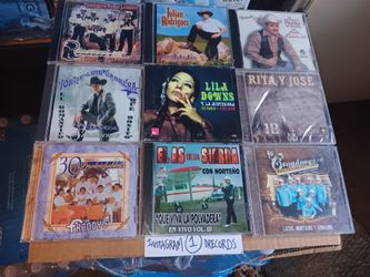 Muchos Cds De Venta $$$ 3 Por $25