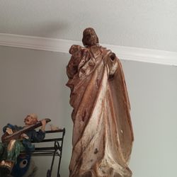 Unique Jesus Statue
