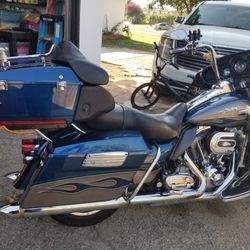 2010 Harley Davidson Electra Glide Ultra Classic CVO