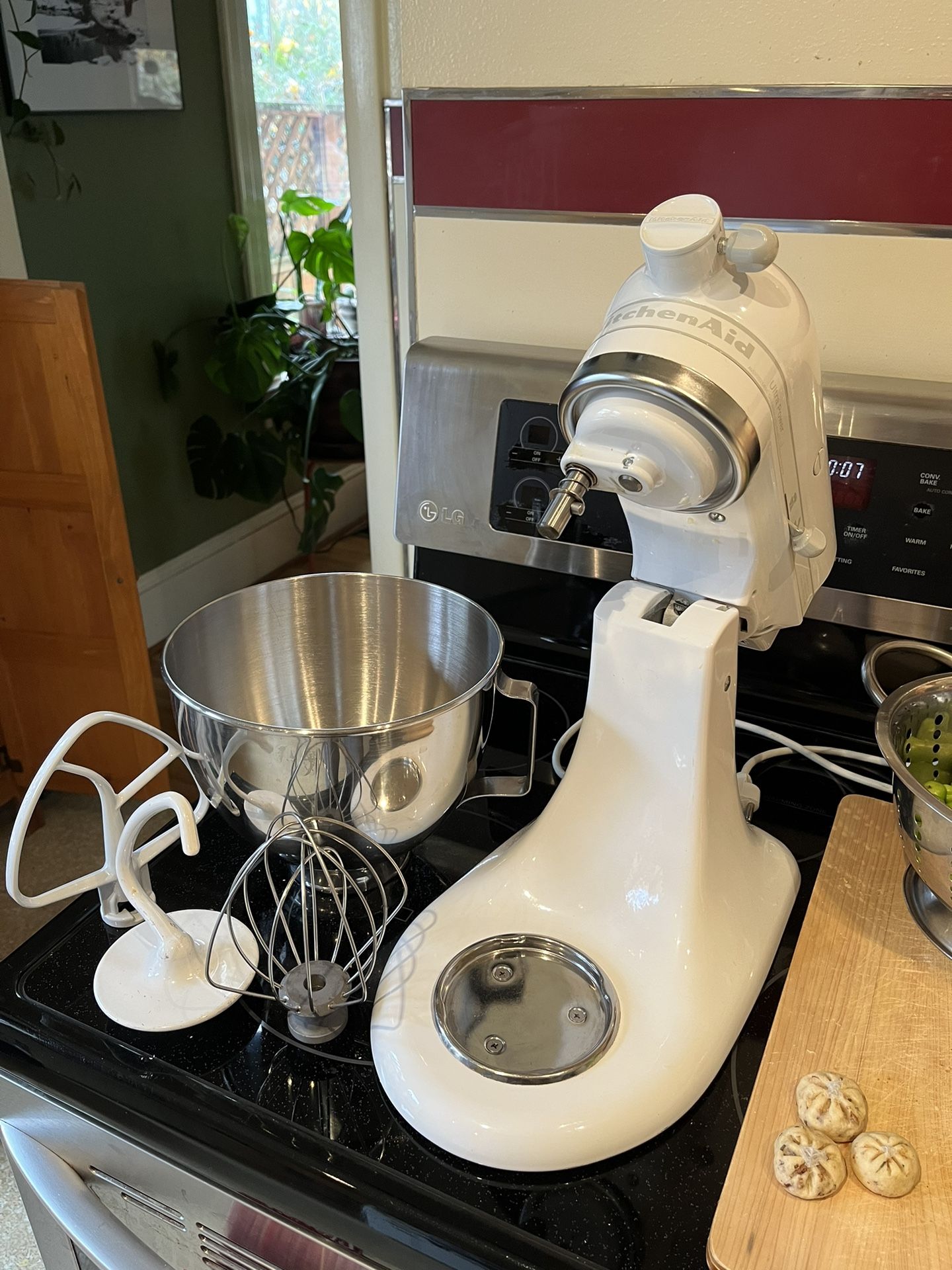 KitchenAid Ultra Power Stand Mixer 300 W for Sale in Portland, OR OfferUp