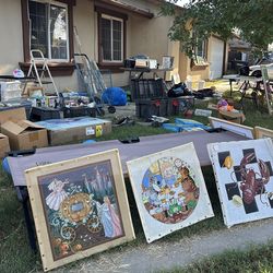 Free stuff /yard sale