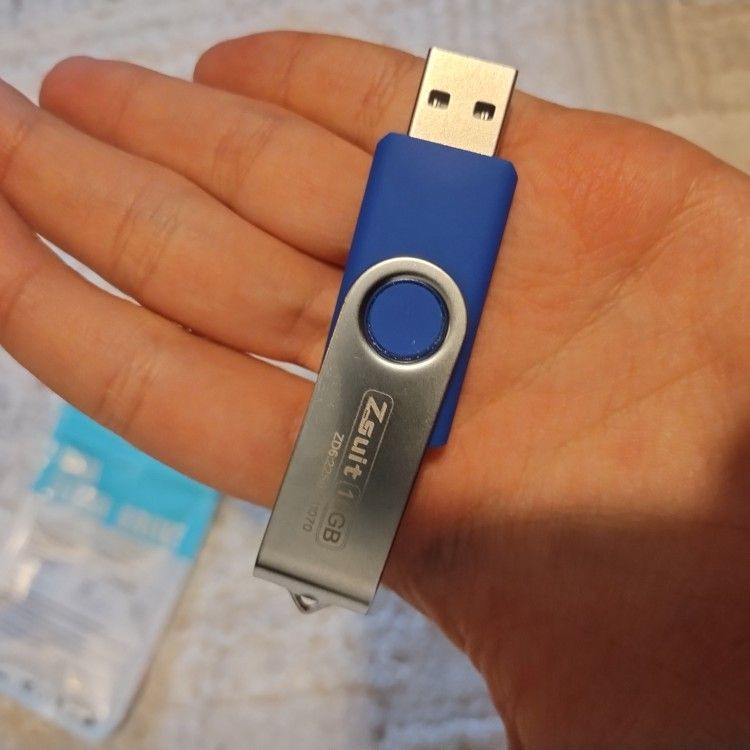 USB Flash Drive 