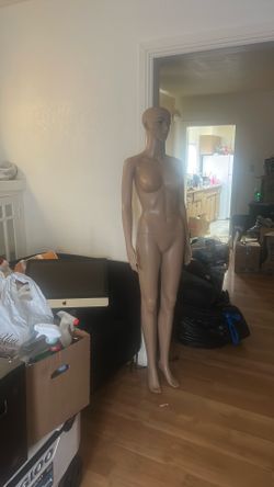 Full size mannequin