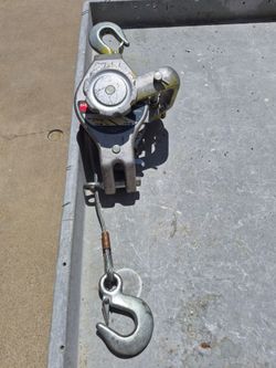 Dayton 3AY61 Heavy Duty Ratchet Puller