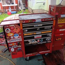 Craftsman Lower Rollaway And Side Boxes.