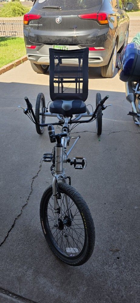 Sun EZ 3 HD recumbent tandem bicycle