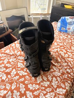 Ski Boots, men’s 10
