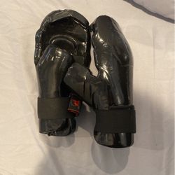 black Sparing gloves
