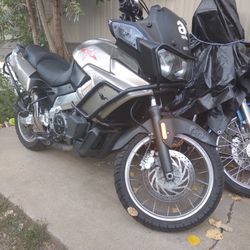 03 Aprilia Caponord 1000cc 