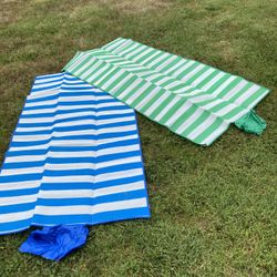 Beach Mats For Sand With Pillow 