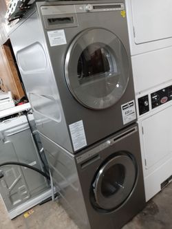 Asko 24" gray stackable front load washer and dryer set - Free delivery