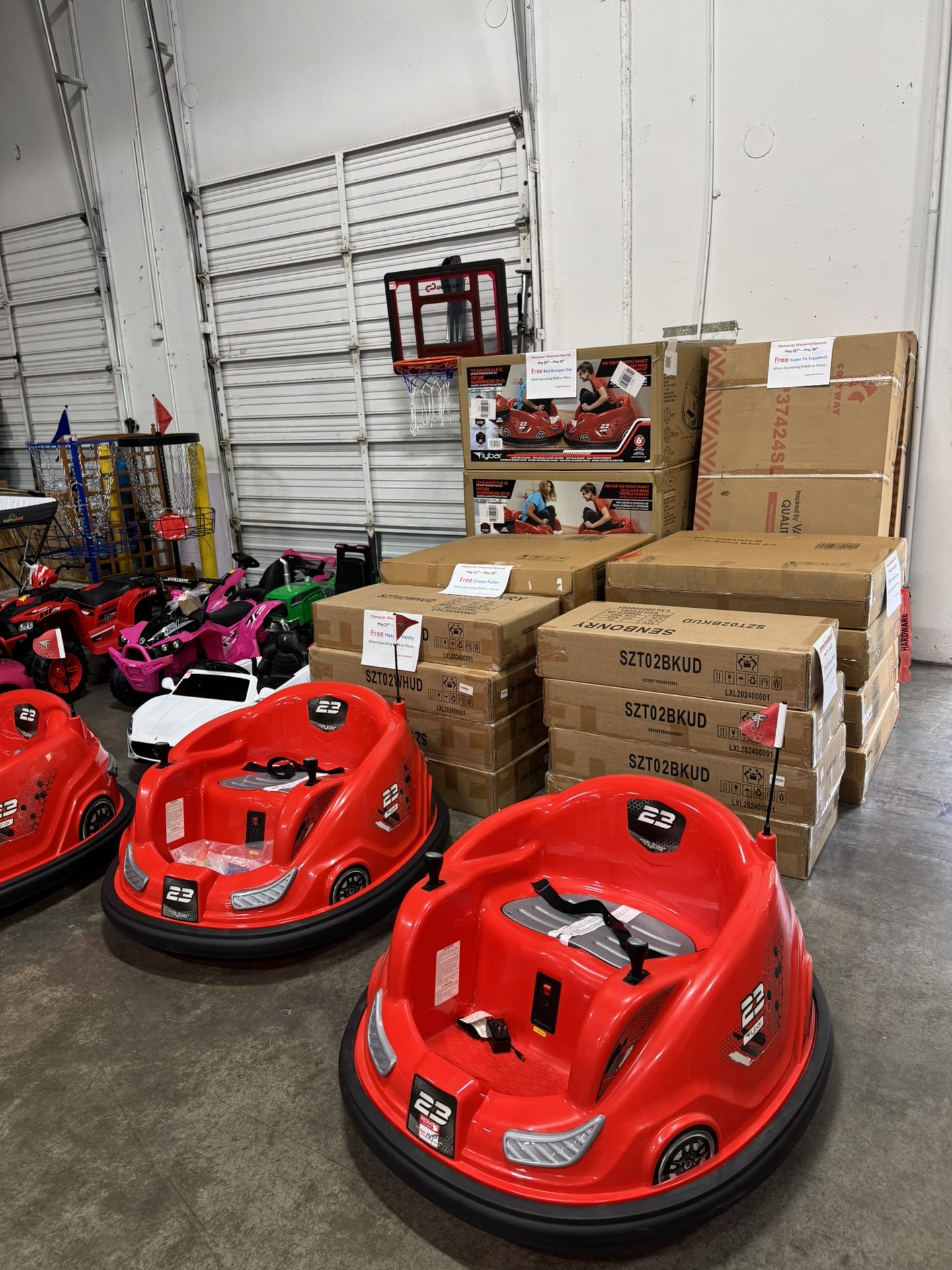 Red bumper Car For Adults And Kids