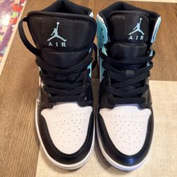 Jordan 1 Retro High OG size 5.5 youth women size 7 