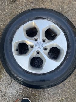 Car tire + rims size 17 used excellent condition