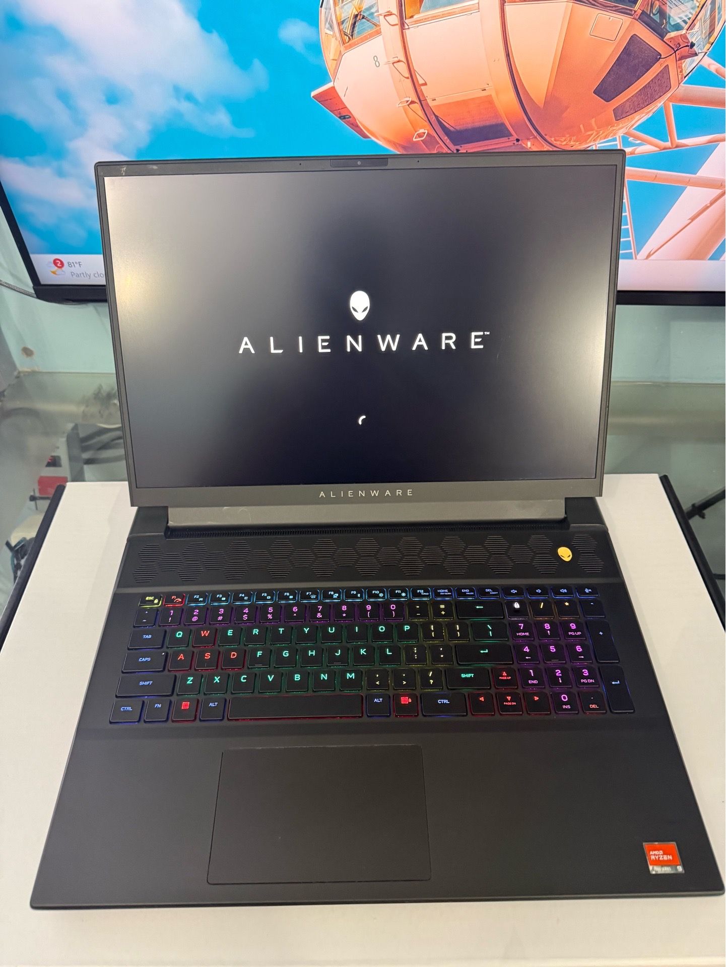Alienware m18 R1 AMD,AMD Ryzen 9794SHX, 7900M for Sale in Hialeah ...