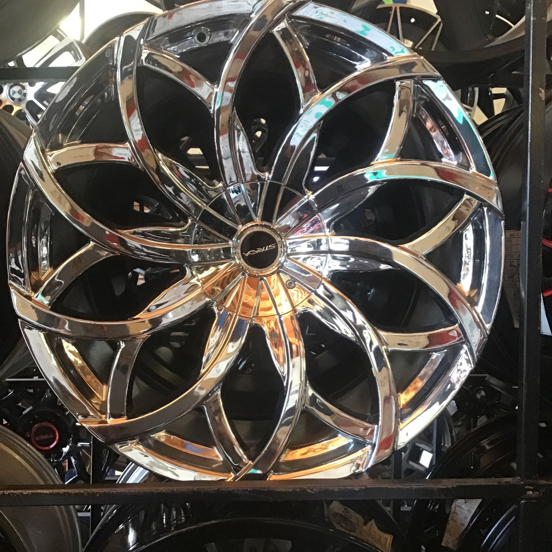 22” Strada Wheels Huracán Chrome