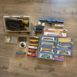 HO Train Set Bundle – TYCO, AHM, Track, Controller + Extras