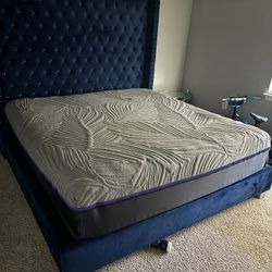 King Bed Frame And Mattress 