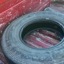 Tire 235/85/16 30% Tread 30$