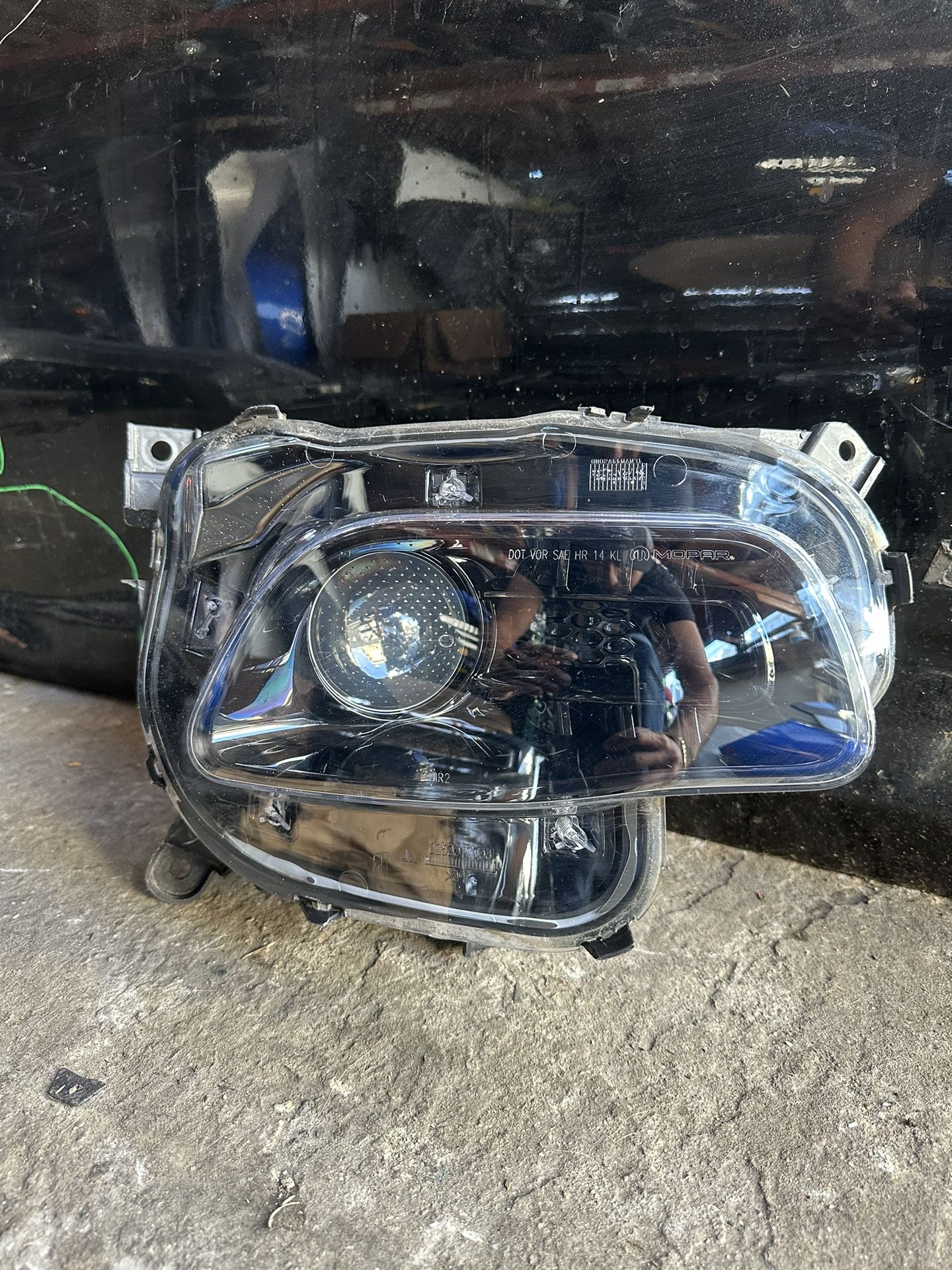 Passenger Side Projector Headlight For 2015~2017 Ford Expedition Chrome