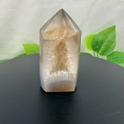 Crystal Sparkly Agate Tower 