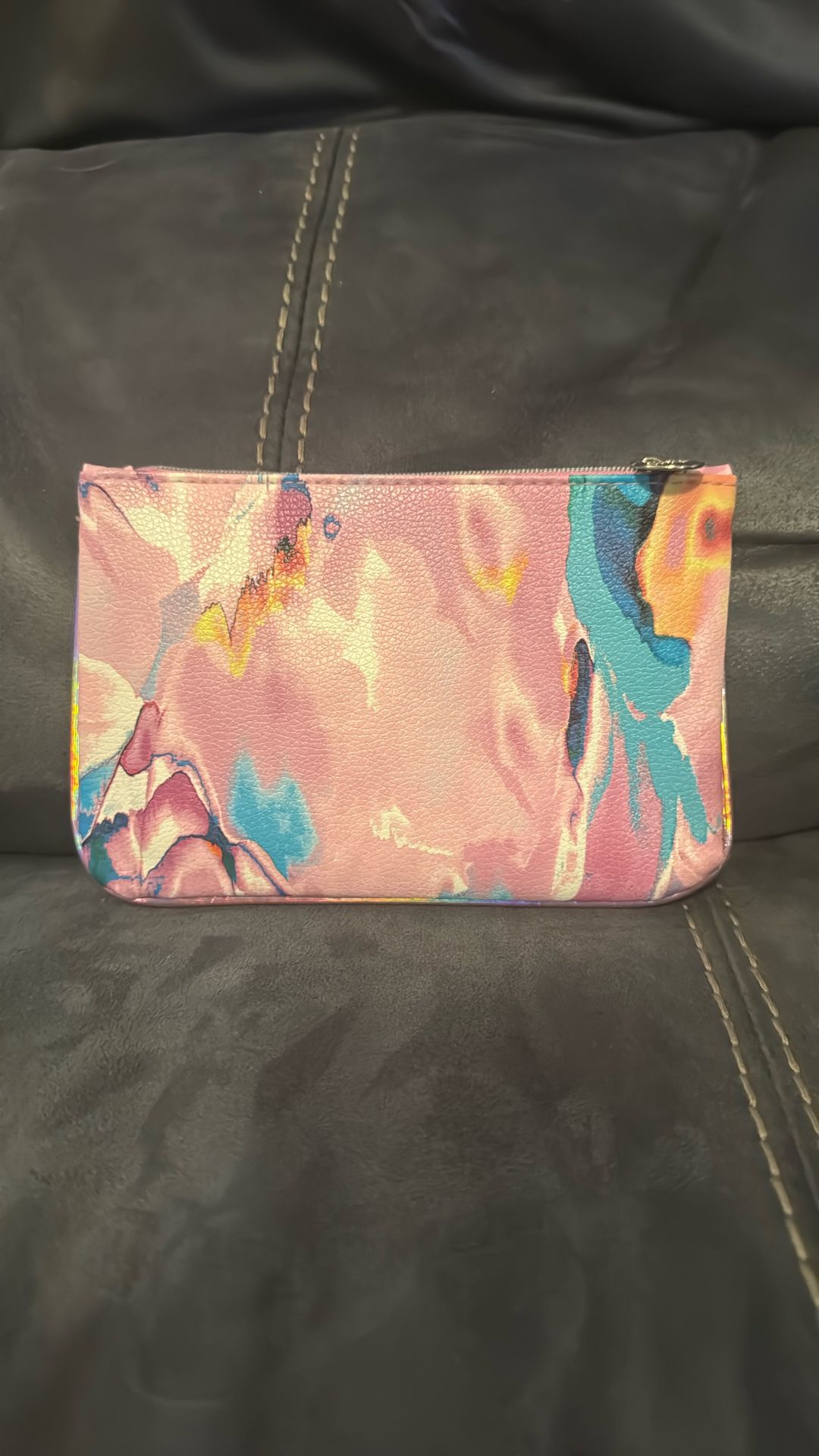 New Without Tags Ipsy Makeup Travel Toiletry Tote Bag Pouch