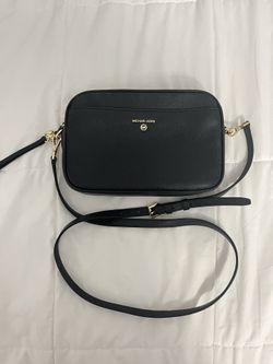 Black Michael Kors Leather Crossbody Purse Gold Hardware 