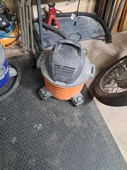6 Gallon Shop Vac
