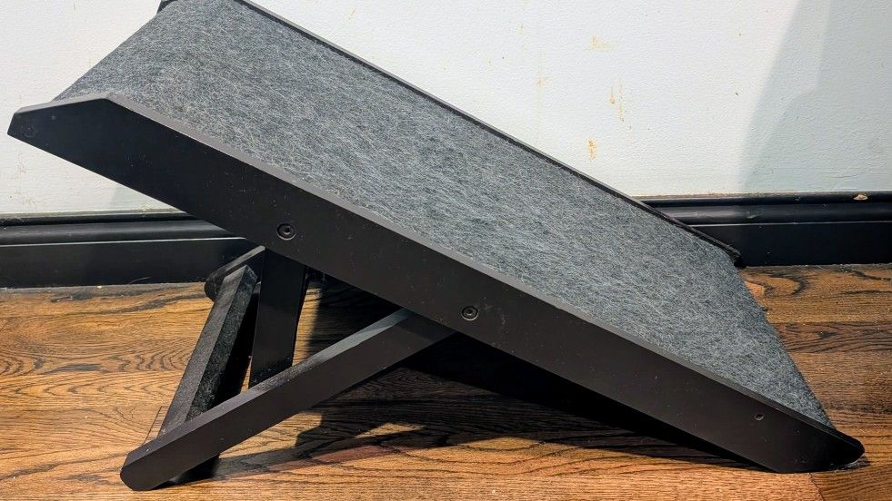 BIRDROCK Adjustable Pet Ramp – Like New