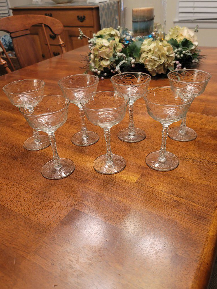 Libbey Rock Normandy Sherbet Goblet Champagne Glasses -  Set Of 7 - Vintage !