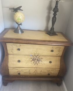 Dresser 