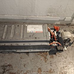2010-2015 Toyota Prius Hybrid Battery(Needs Repair)