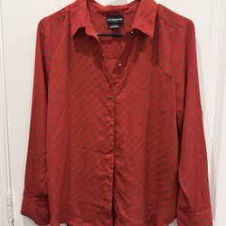 Perfect top for valentine - red heart print