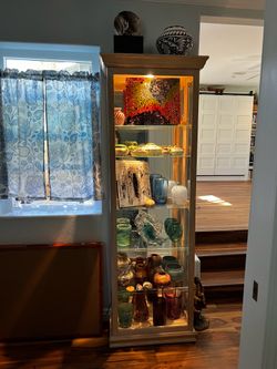 Lighted curio cabinet