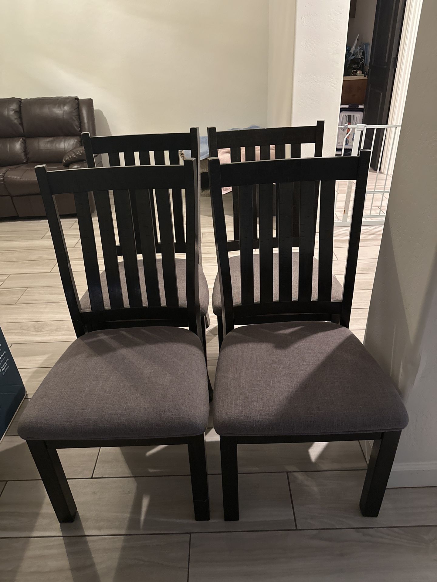 Set of 4 Wooden Dining Chairs