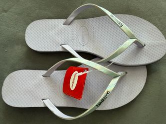Brand New Havaianas Flip Flops