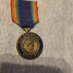 75th anniversary world war 1 1(contact info removed) medal